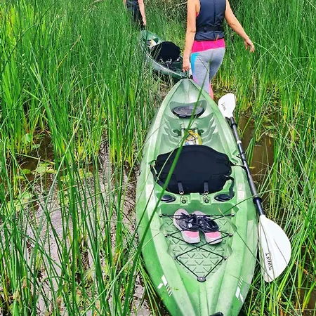Puhkemaja Glamping Pop-up - Fishing Village Riverside Center Parnu