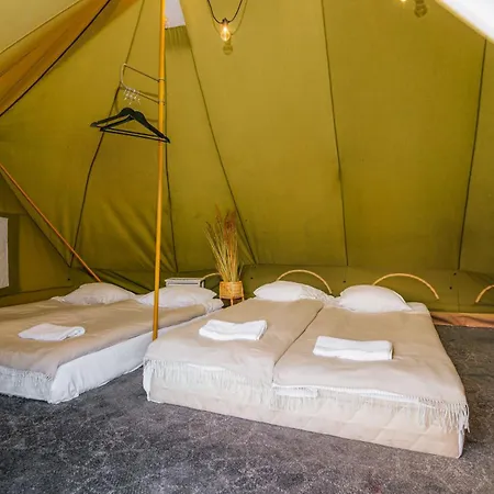 Vakantiehuis Glamping Pop-up - Fishing Village Riverside Center Pärnu