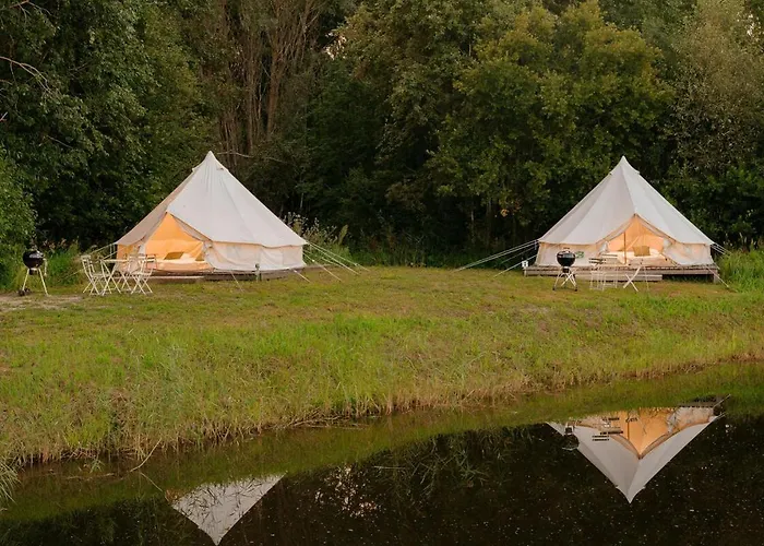 Glamping Pop-up - Fishing Village Riverside Center Сasa de vacaciones